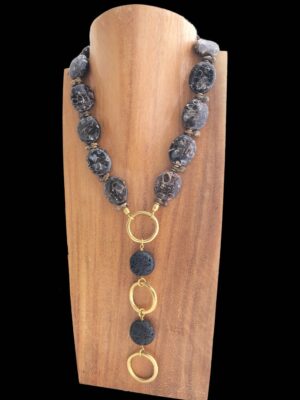 Duara Necklace handmade with Brass rings and Turitella Agate Beads