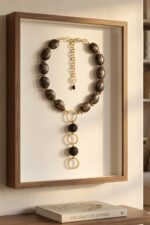 Duara Necklace Framed Shikhazuri